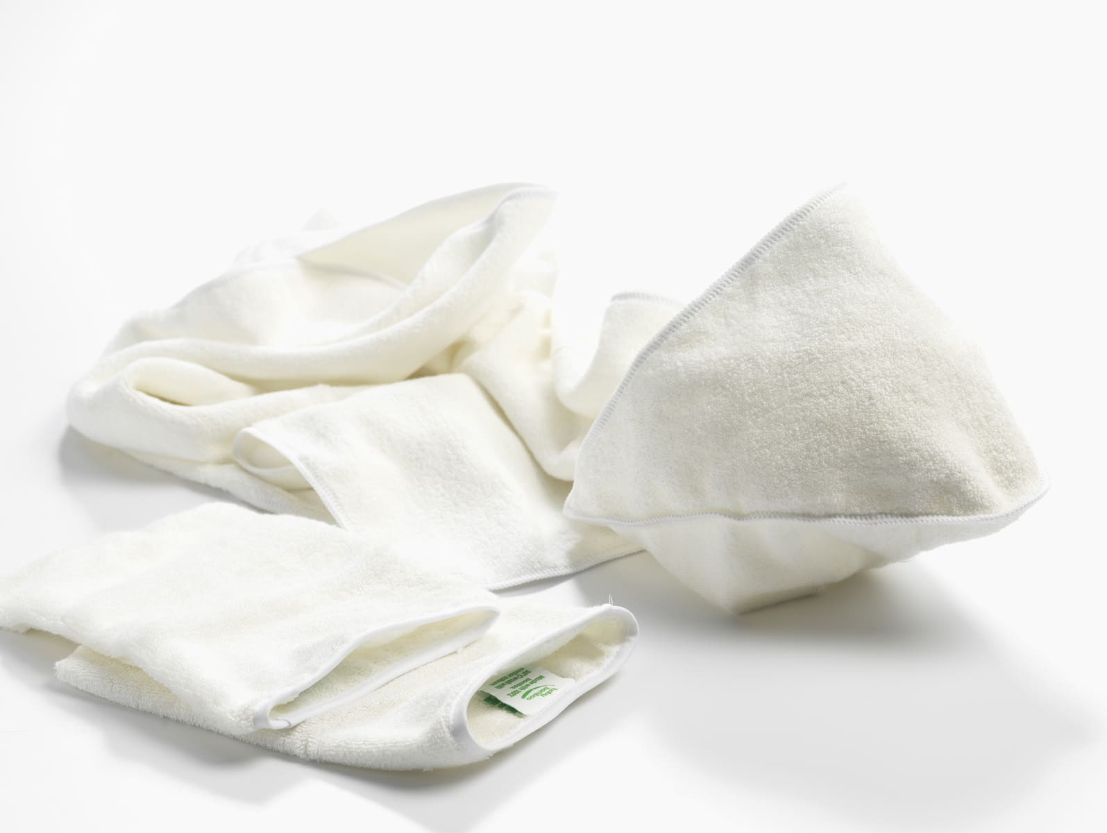 100% Bamboo Baby Hooded Towel & Wash Mitts